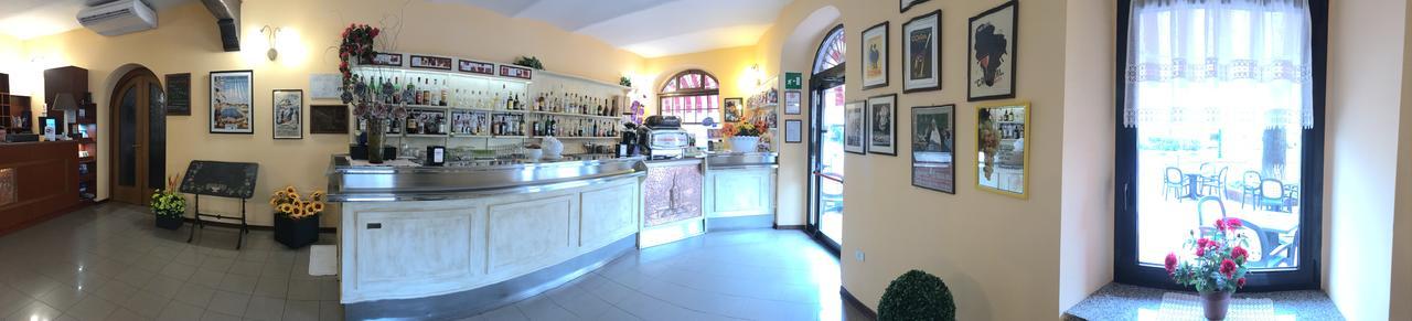 Albergo Rondo Acqui Terme Exterior photo