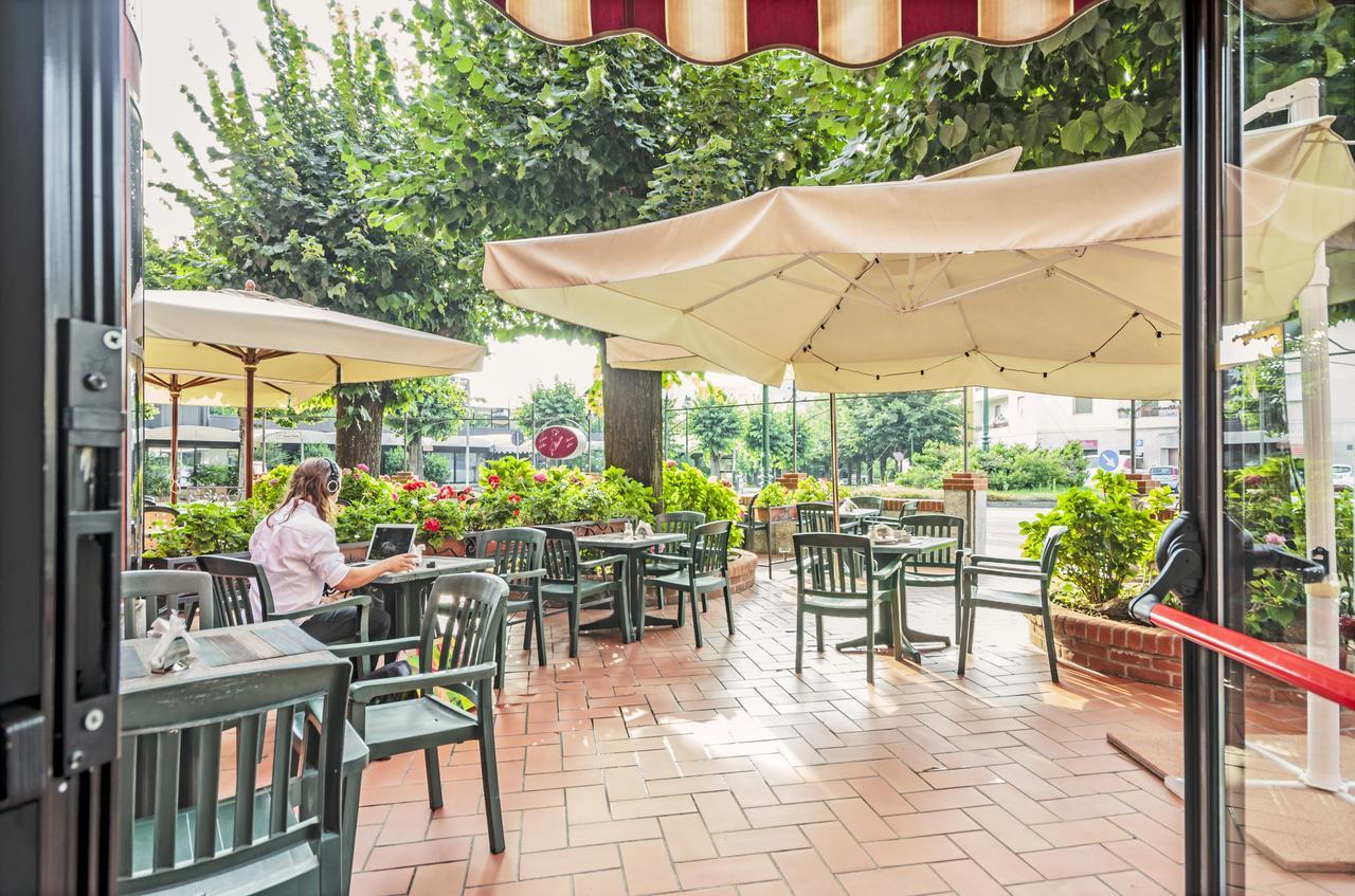 Albergo Rondo Acqui Terme Exterior photo